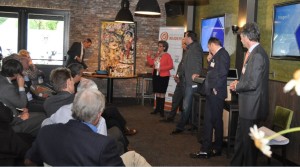 Renate Hemerik beantwoord vragen op de bijeenkomst over private lease van Automotive Insiders